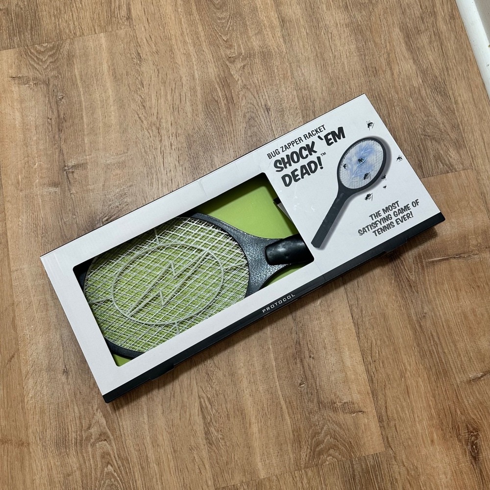 Protocol |‎ NEW Shock Em Dead Portable Electric Fly Swatter Bug Zapper Racket - Picture 2 of 5